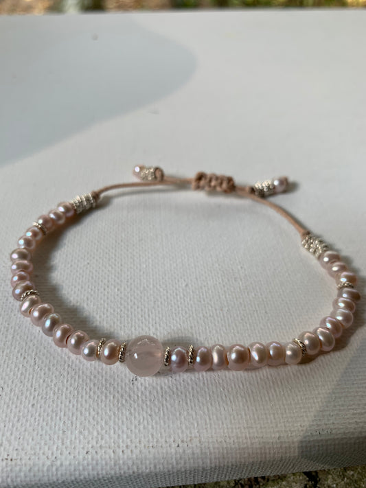 7-8in Light Pink Pearl and Rose Quartz Bracelet